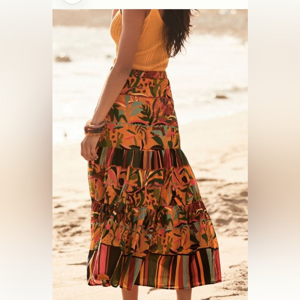 Farm Rio Isabella tiered maxi skirt size Large